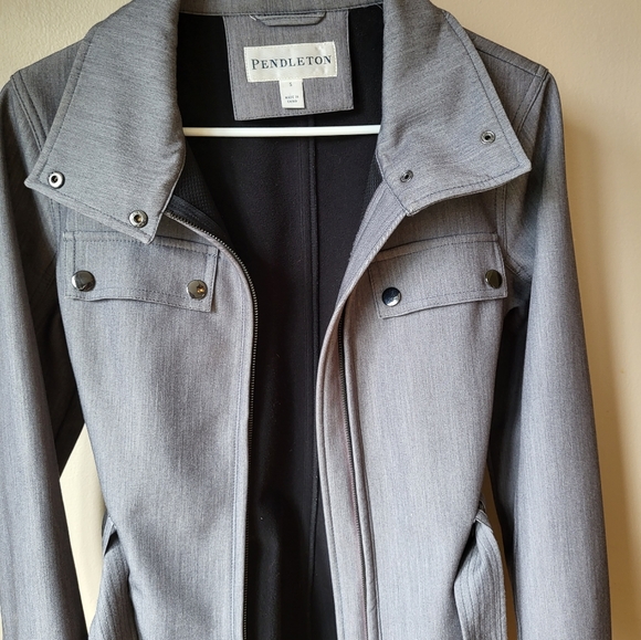 Women's Pendleton Gray Trench Coat - Picture 6 of 6
